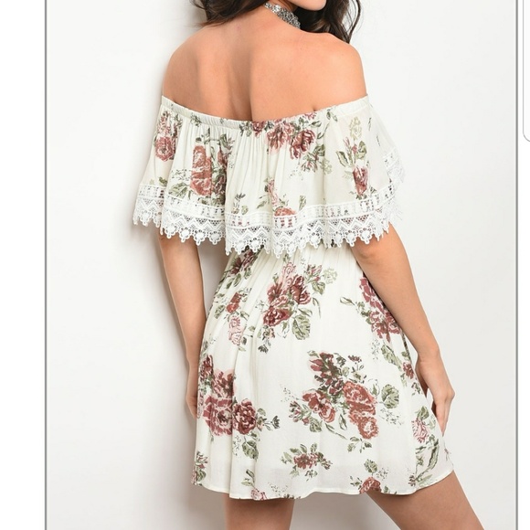 💦Ivory Floral Dress - Picture 2 of 5